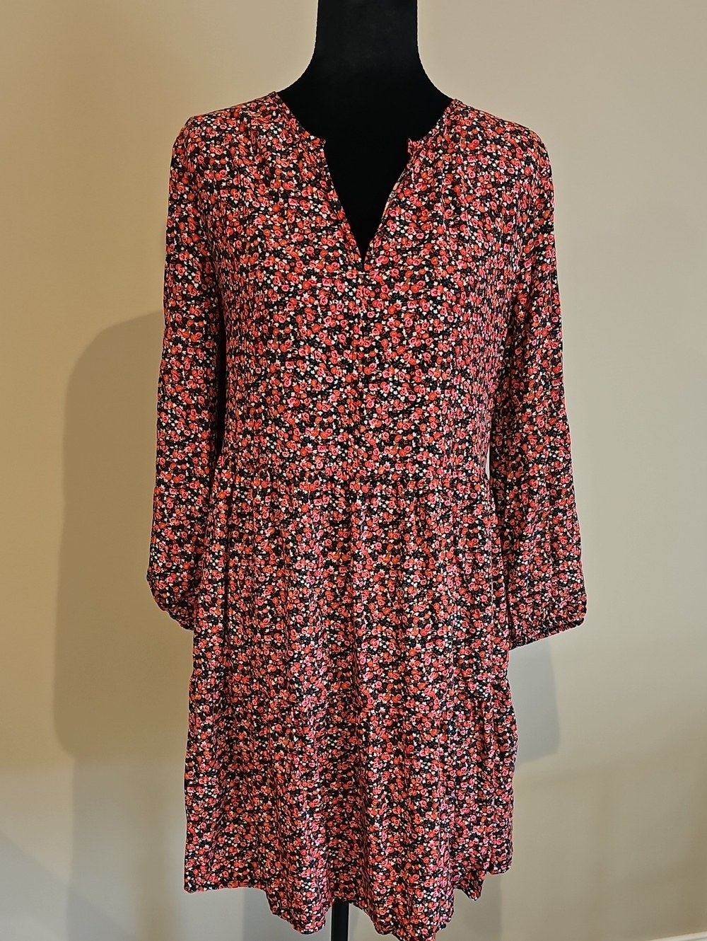 GAP Black and Pink Floral Split‑Neck Tiered Mini Dress